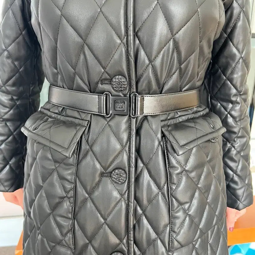 [BUNJANG] Black Quilted Leather Belted Coat (Sample) / 고급 블랙 퀼팅 가죽 벨트 코트 [샘플 새상품]
