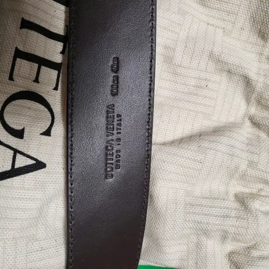 [SOLD OUT] 보테가베네타 인트레치아토 벨트 브라운