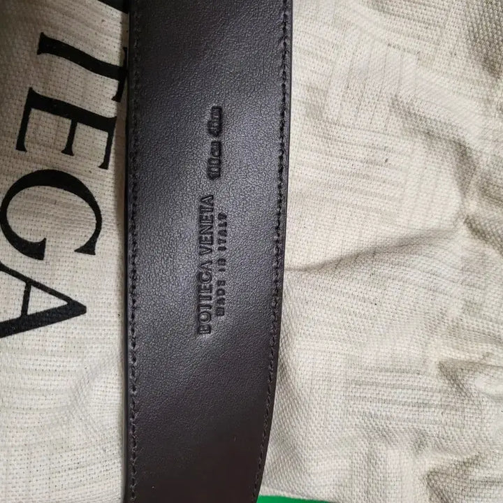 [SOLD OUT] 보테가베네타 인트레치아토 벨트 브라운