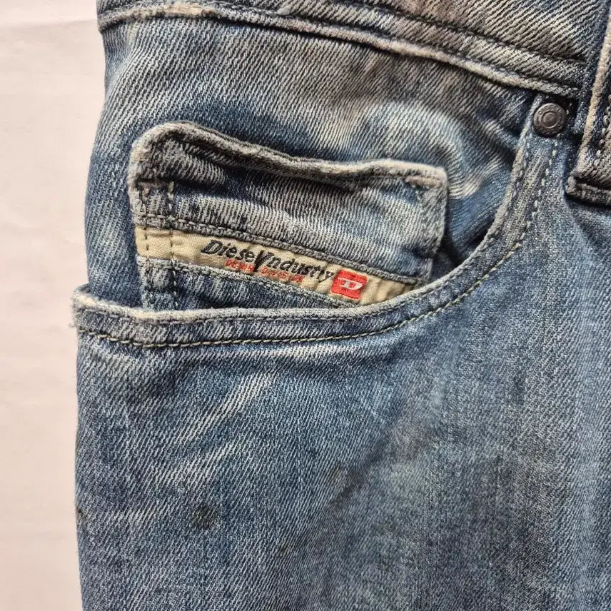 [BUNJANG] Diesel Denim Pants / 디젤 데님팬츠