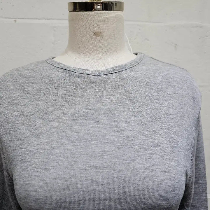 [BUNJANG] Round Neck Long Sleeve Top / 끝단프릴 얇은재질의 라운드 긴팔- 연그레이