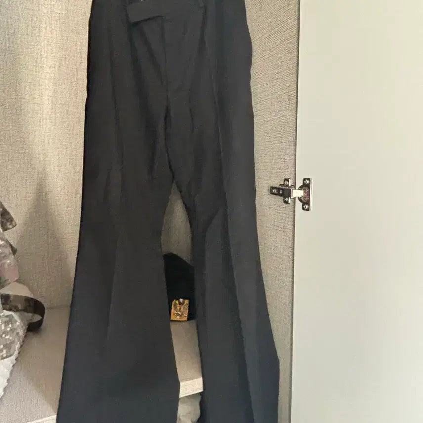 [BUNJANG] Celine Trousers / 셀린느 슬랙스 트라우져