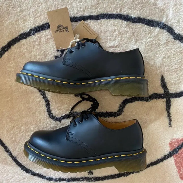 [BUNJANG] Dr. Martens Napa Cowhide Casual Shoes / Dr.Martens 나파 소가죽 캐주얼 슈즈, 블랙