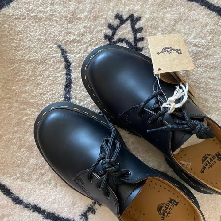 [BUNJANG] Dr. Martens Napa Cowhide Casual Shoes / Dr.Martens 나파 소가죽 캐주얼 슈즈, 블랙