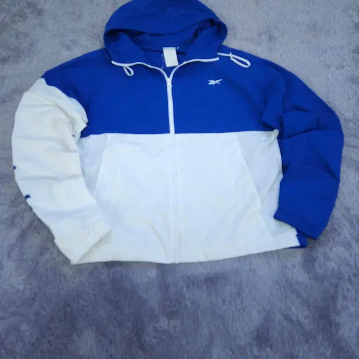 [BUNJANG] Reebok Windbreaker Jacket / [100추천] 리복 바람막이 집업