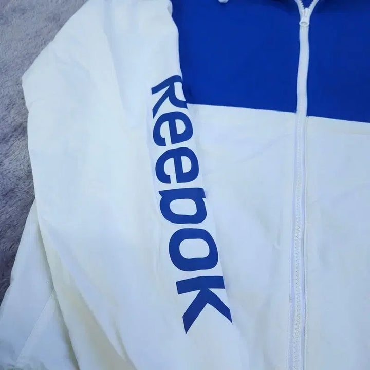 [BUNJANG] Reebok Windbreaker Jacket / [100추천] 리복 바람막이 집업
