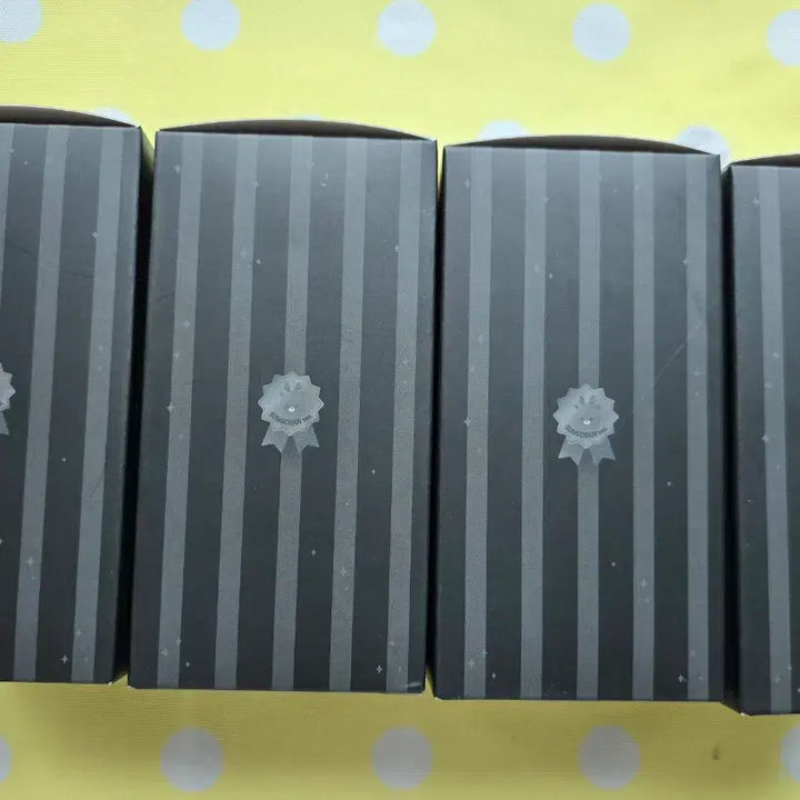 [BUNJANG] RIIZE - Seunghan 10cm Urakbam Doll / 라이즈 페임 블랙 리라즈 왕관 악세사리 인형 10cm 우락밤 성찬