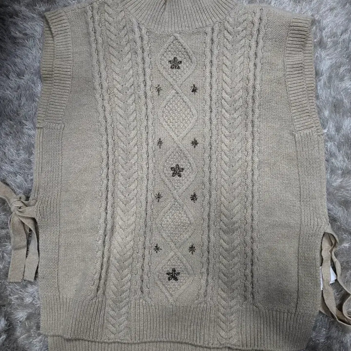 [BUNJANG] Thursday Island Top / 써스데이아일랜드 베스트