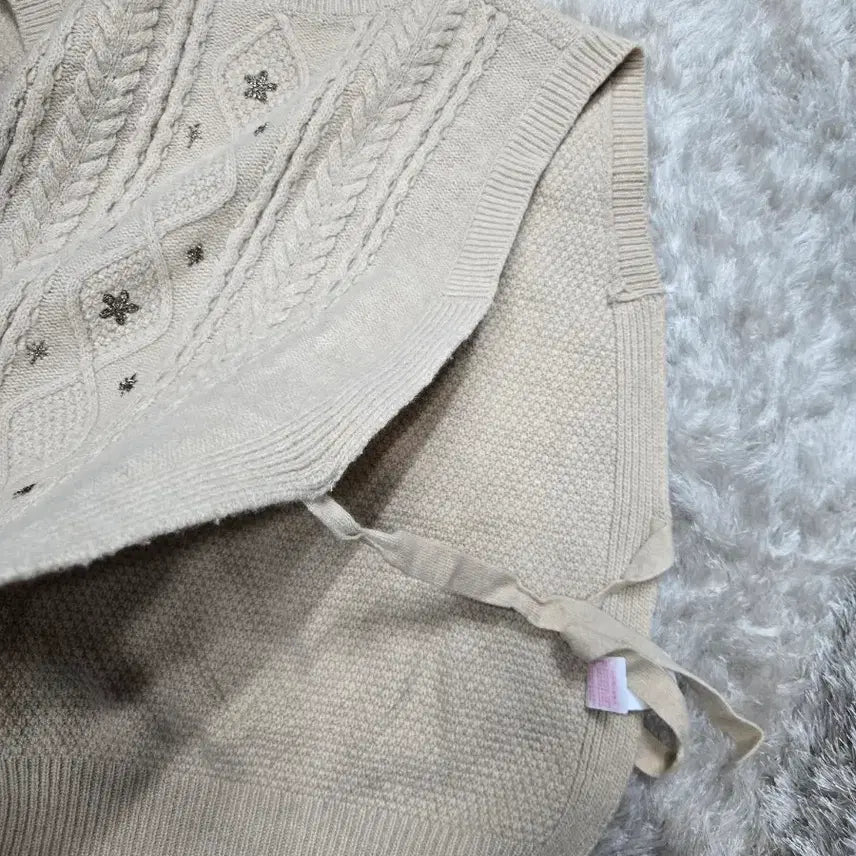 [BUNJANG] Thursday Island Top / 써스데이아일랜드 베스트