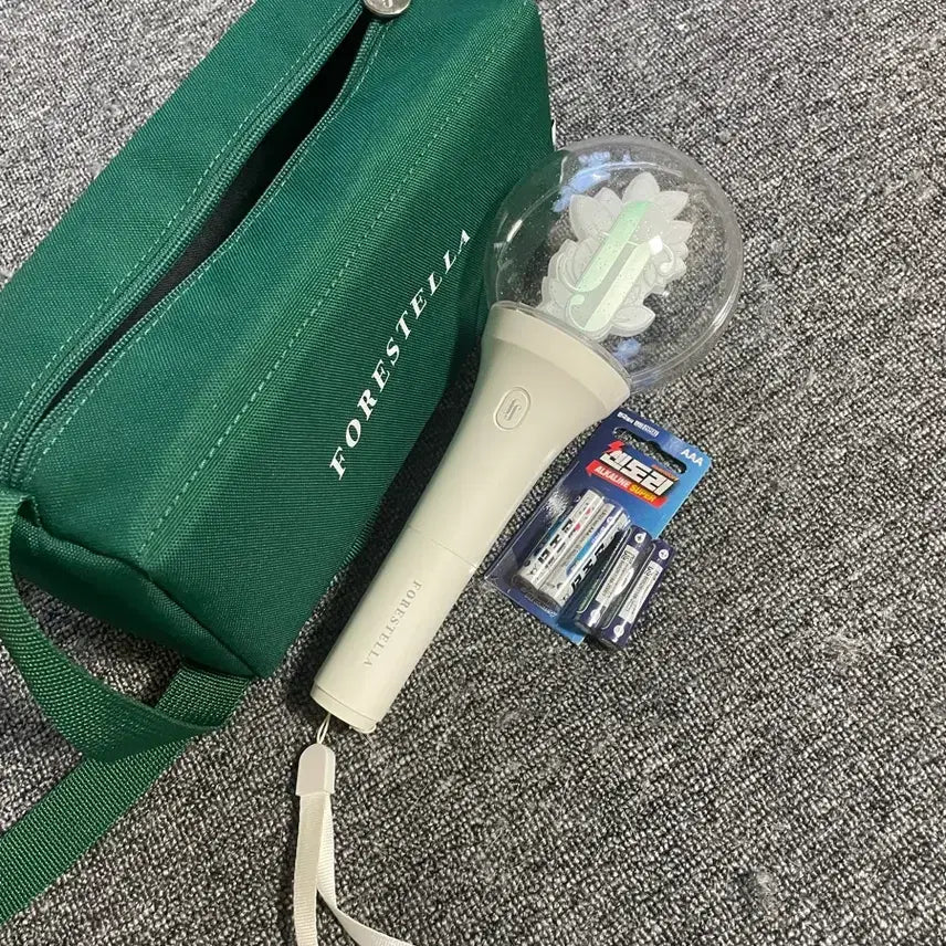 [BUNJANG] Forestella Lightstick + Bag / 포레스텔라 응원봉+가방 서비스:건전지