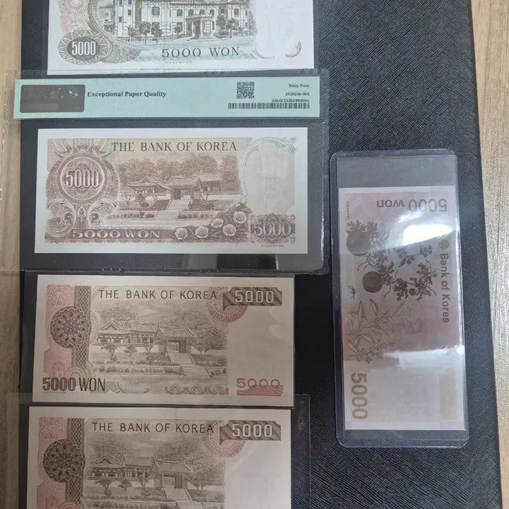 [BUNJANG] 5,000 KRW Banknotes (1st-5th Series, 2nd Series PMG Graded 64) / 1차~5차 오천원(2차는 PMG그레이딩64등급) 및 서비스많이