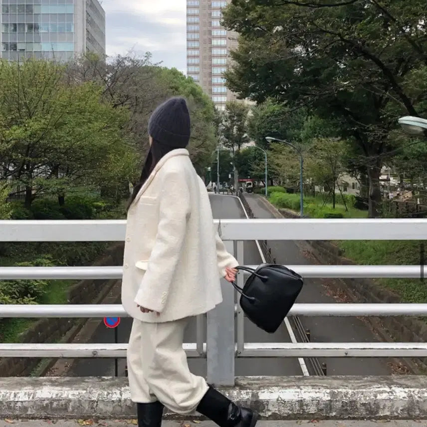 [BUNJANG] More Rêve Haliang Boucle Coat Jacket / 모어레브 해리앙 부클 코트 자켓 새상품 (울 70%)