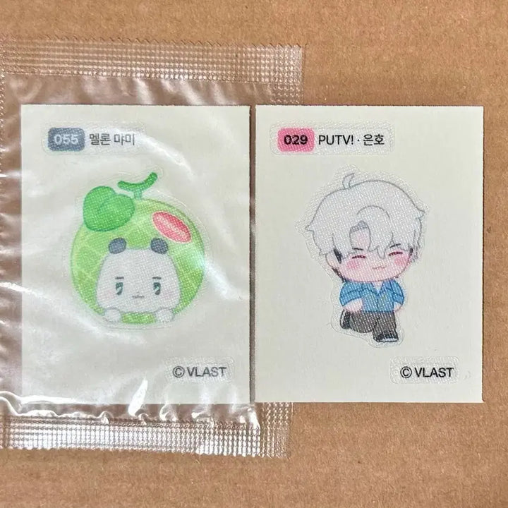[SOLD OUT] 플레이브 은호 띠부씰 29 멜론먀미 55 PUTV! GS25 빵 랜덤씰