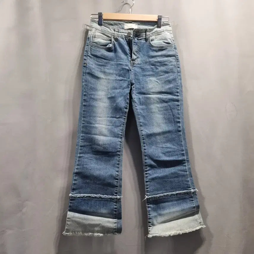 [BUNJANG] FLOW Roll-up Fringe Denim Jeans M / FLOW 롤업 프린지 중청 청바지 M