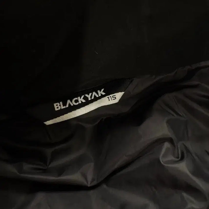 [BUNJANG] Black Yak Down Padded Jacket 115 / 블랙야크 다운 패딩 115