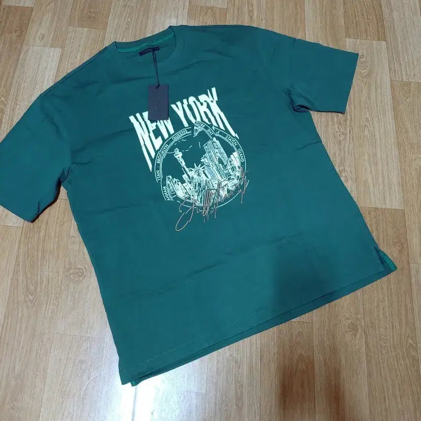 [SOLD OUT] 질스튜어트뉴욕 프린팅 반팔 그린 새제품 XL