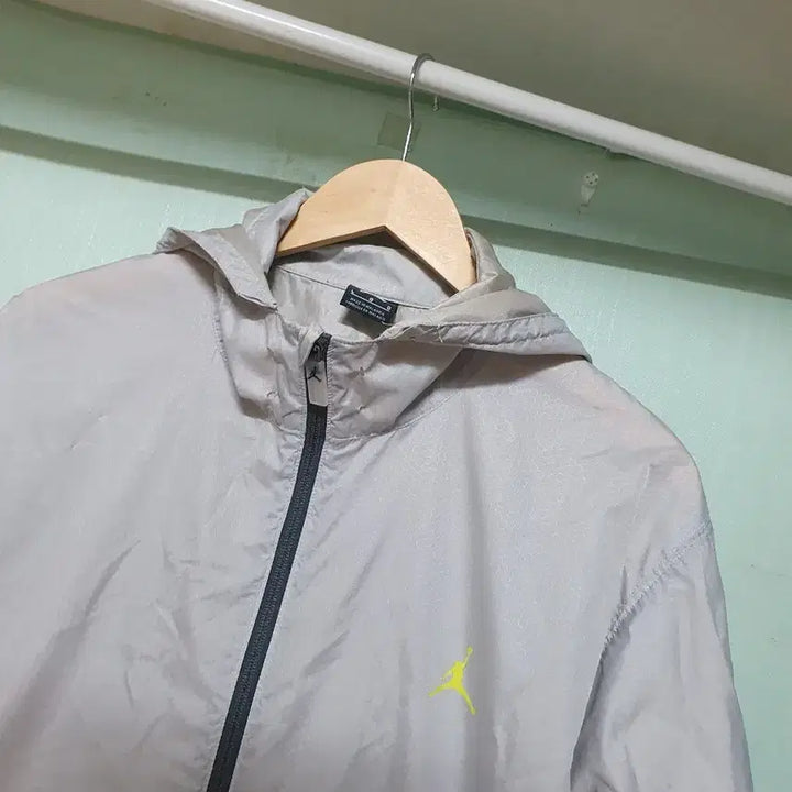 [BUNJANG] Nike Jordan Windbreaker Jacket / 나이키 조던 바람막이 105