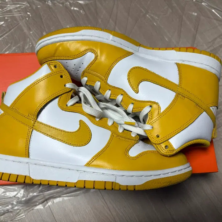 [BUNJANG] Nike Dunk High Dark Sulfur 245 Sneakers / 나이키 덩크하이 다크 설퍼 245