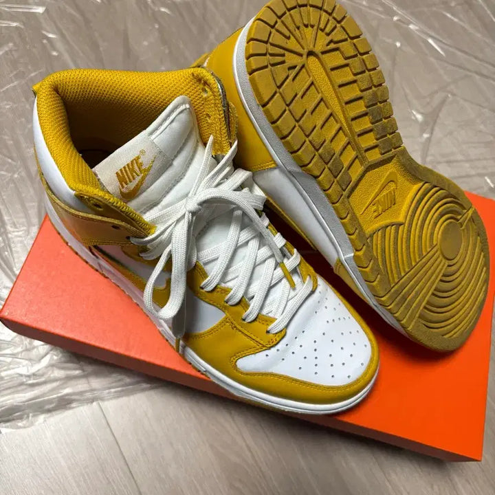 [BUNJANG] Nike Dunk High Dark Sulfur 245 Sneakers / 나이키 덩크하이 다크 설퍼 245
