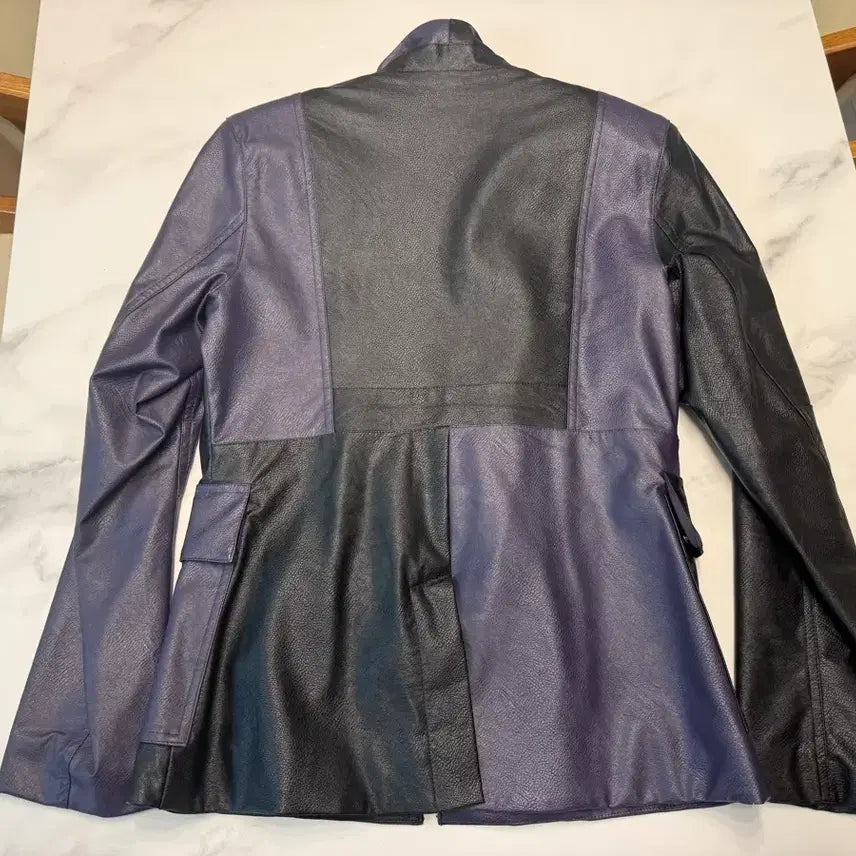 [BUNJANG] Jordan Leather Jacket (S) - Women's / 조던 가죽 자켓 S 정품 (여성)