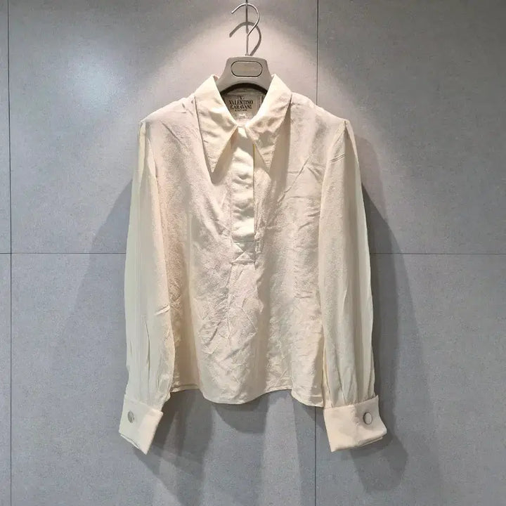 [BUNJANG] VALENTINO GARAVANI Ivory Blouse / VALENTINO GARAVANI 발렌티노 갈라바니 정품 블라우스