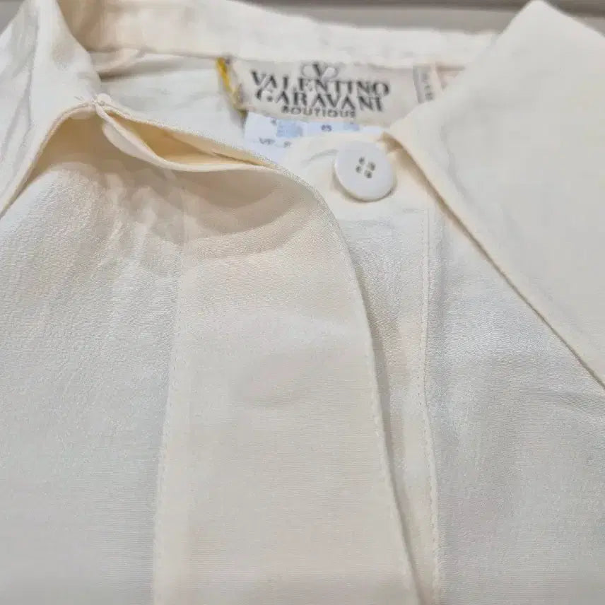 [BUNJANG] VALENTINO GARAVANI Ivory Blouse / VALENTINO GARAVANI 발렌티노 갈라바니 정품 블라우스