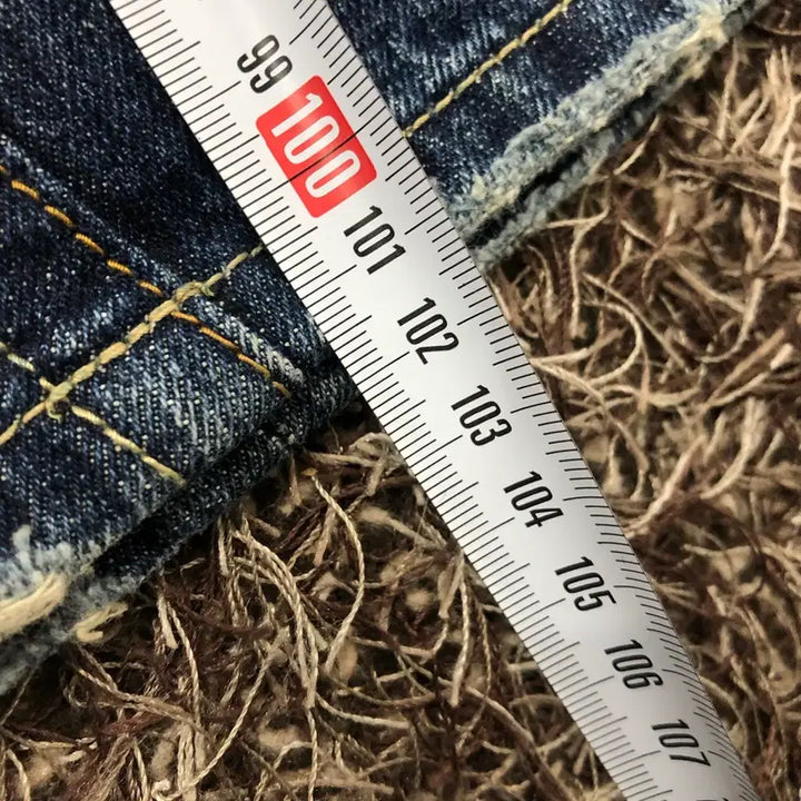 [SOLD OUT] 27 트루릴리전 월드투어 디스 플레어 부츠컷 데님팬츠