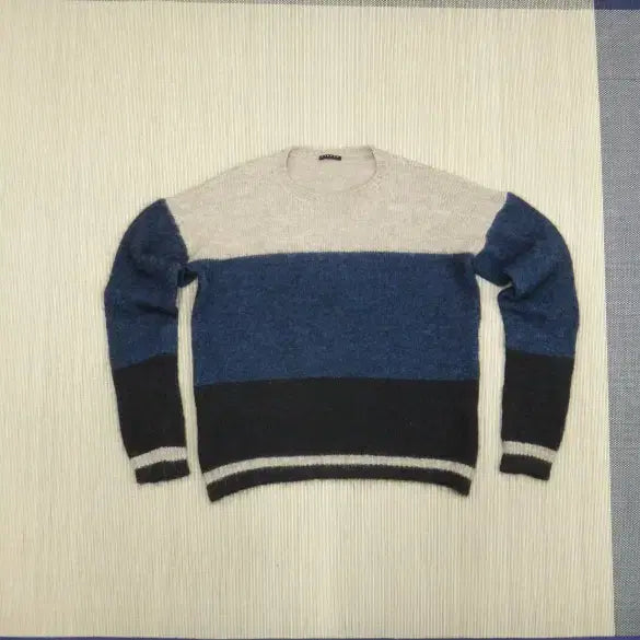 [BUNJANG] Sisley Alpaca Blend Round Neck Knit Sweater / (XL) 시슬리 여성 알파카혼방 라운드넥 니트