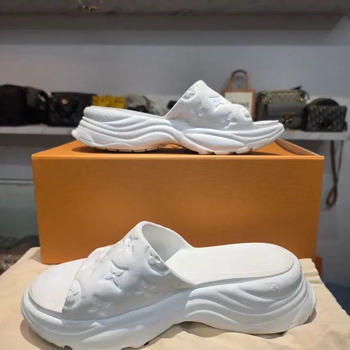 [BUNJANG] Louis Vuitton Monogram Mule 55 Slippers / (40) 루이비통 모노그램 뮬 55 슬리퍼 화이트