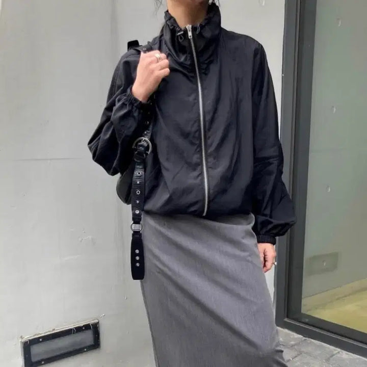 [BUNJANG] Studio Table Bold Strap Leather Bag / 스튜디오테이블 볼드 스트랩 레더백