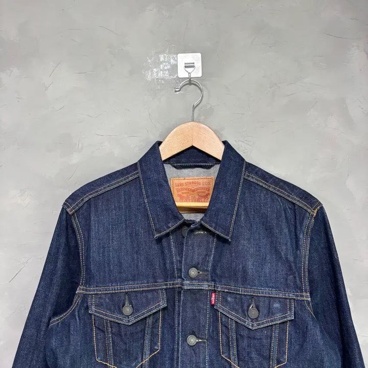 [BUNJANG] Levi's Denim Trucker Jacket / 리바이스 데님 트러커 자켓