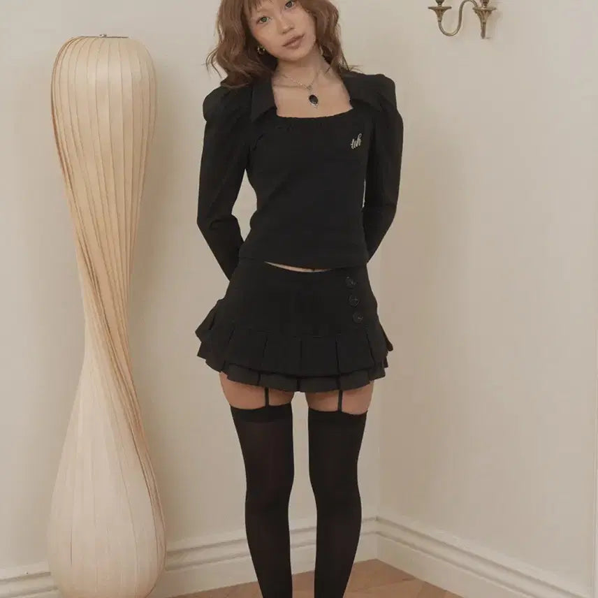 [BUNJANG] Toh Square Neck Blouse Black / Toh 티오에이치 오도어 블라우스 셔츠 세트