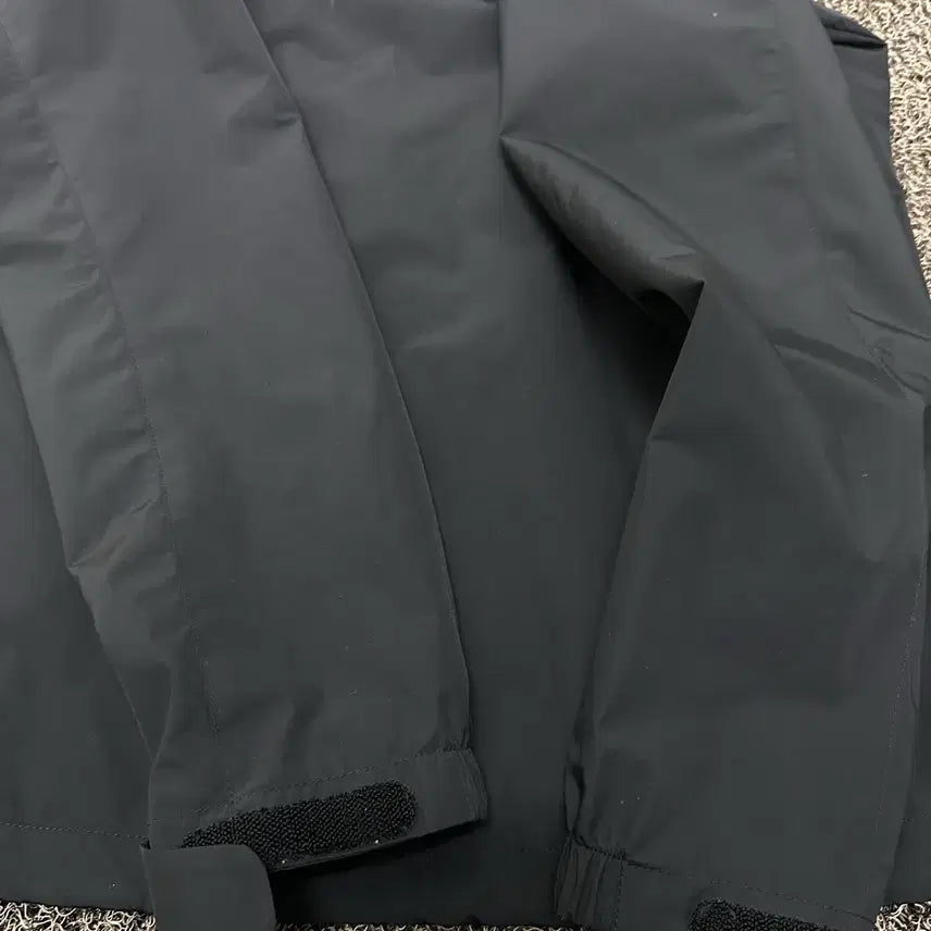 [BUNJANG] Black Yak Nylon Windbreaker Jacket (Black, 95/M) / 블랙야크 나일론 바람막이 자켓 블랙 95(M)