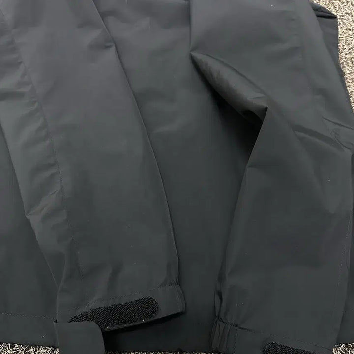 [BUNJANG] Black Yak Nylon Windbreaker Jacket (Black, 95/M) / 블랙야크 나일론 바람막이 자켓 블랙 95(M)