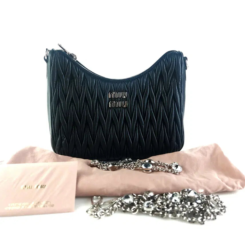 [BUNJANG] Miu Miu Matelassé Nappa Crystal Chain Shoulder Bag / 미우미우 마테라쎄 나파 크리스탈 체인 스트랩 숄더백 크로스백
