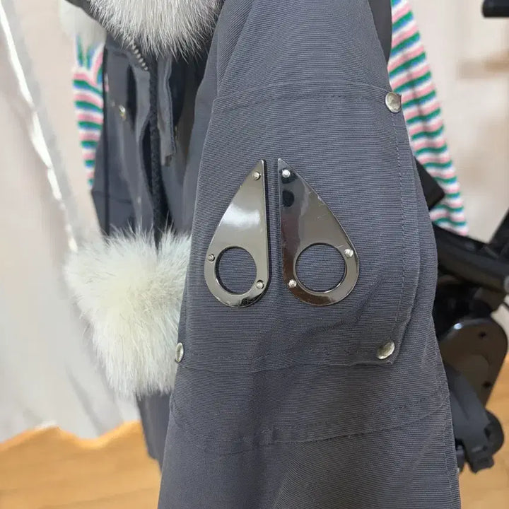 [BUNJANG] Moose Knuckles Stirling Grey Fur Trimmed Padded Jacket / 무스너클 스틸링 패딩 그레이 퍼 트리밍