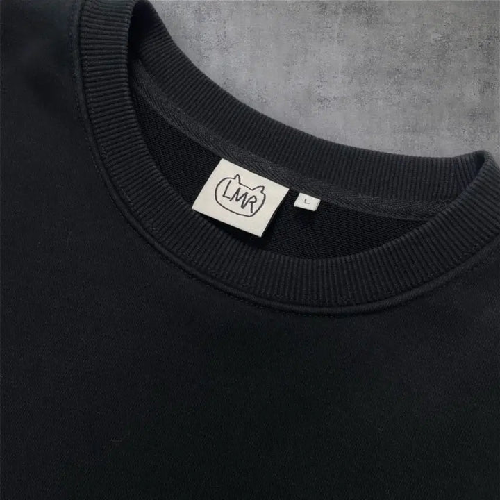 [BUNJANG] LMR Black Cat Logo Back-Printing Crewneck Sweatshirt / 엘엠알 LMR 블랙 캣로고 백프린팅 맨투맨 L
