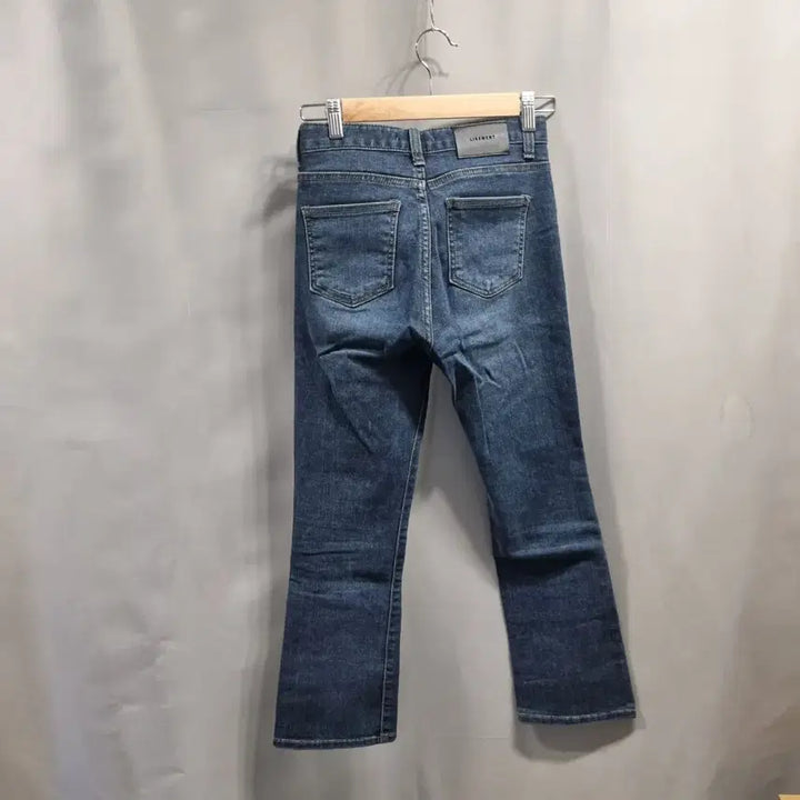 [BUNJANG] LIKEMENT Bootcut Jeans S Size / LIKEMENT 부츠컷 청바지 S