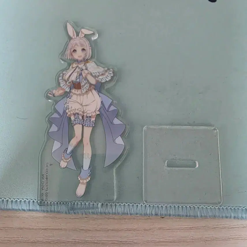 [BUNJANG] Lilia Rabbit Acrylic Stand / 릴리야 토끼 아크릴