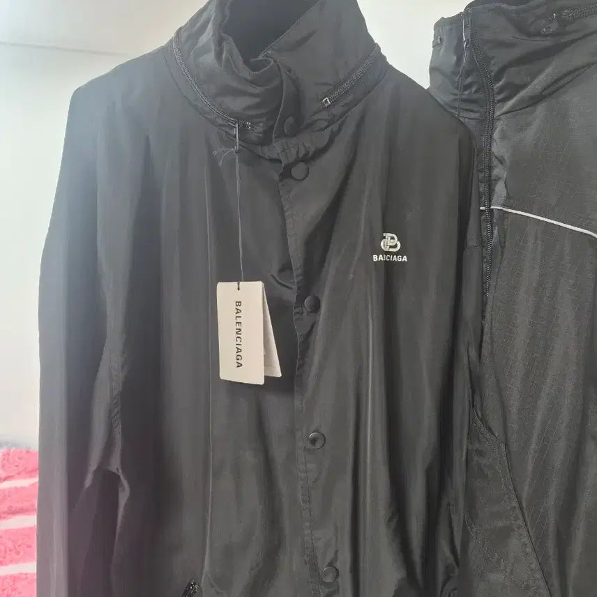 [BUNJANG] Balenciaga Windbreaker Jacket / 발렌시아가 바람막이