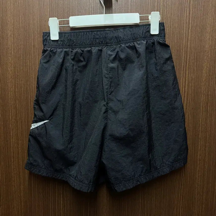 [SOLD OUT] 나이키 우븐 반바지 여성M