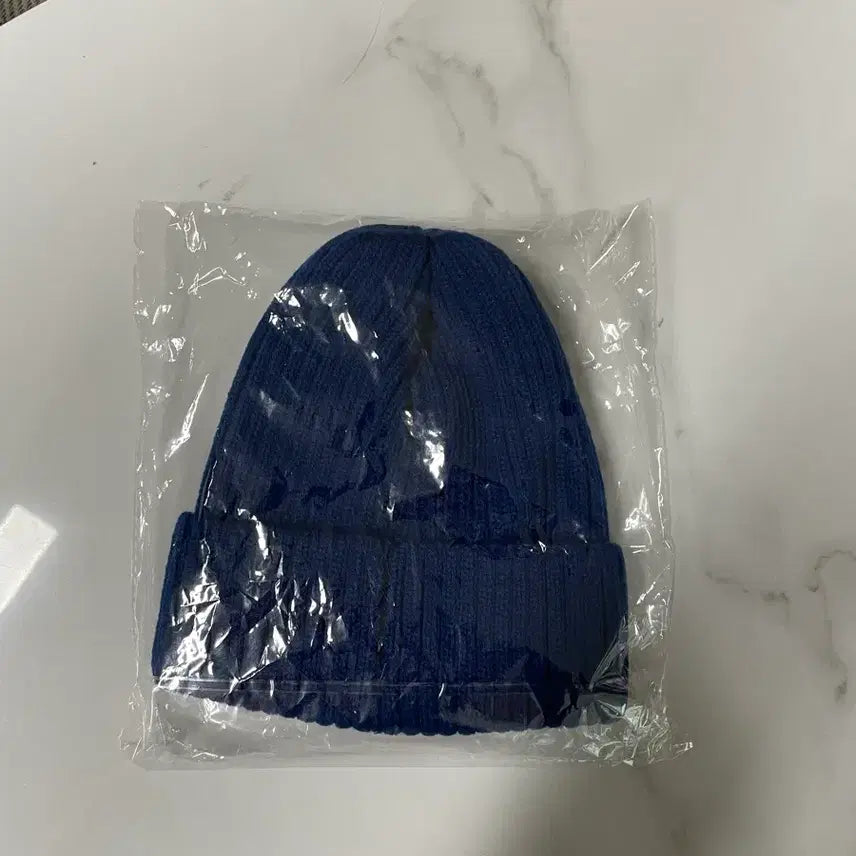 [BUNJANG] Cass FRESH Navy Knit Beanie / Cass FRESH 네이비색 니트 재질 비니 모자 팝니다