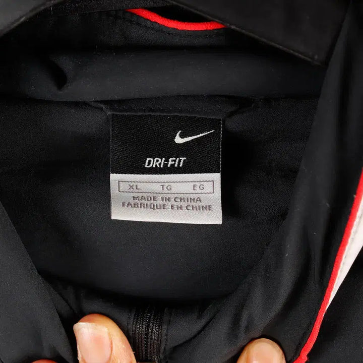 [BUNJANG] Nike Dry-FIT Windbreaker Jacket / 나이키 검빨 드라이핏 바람막이