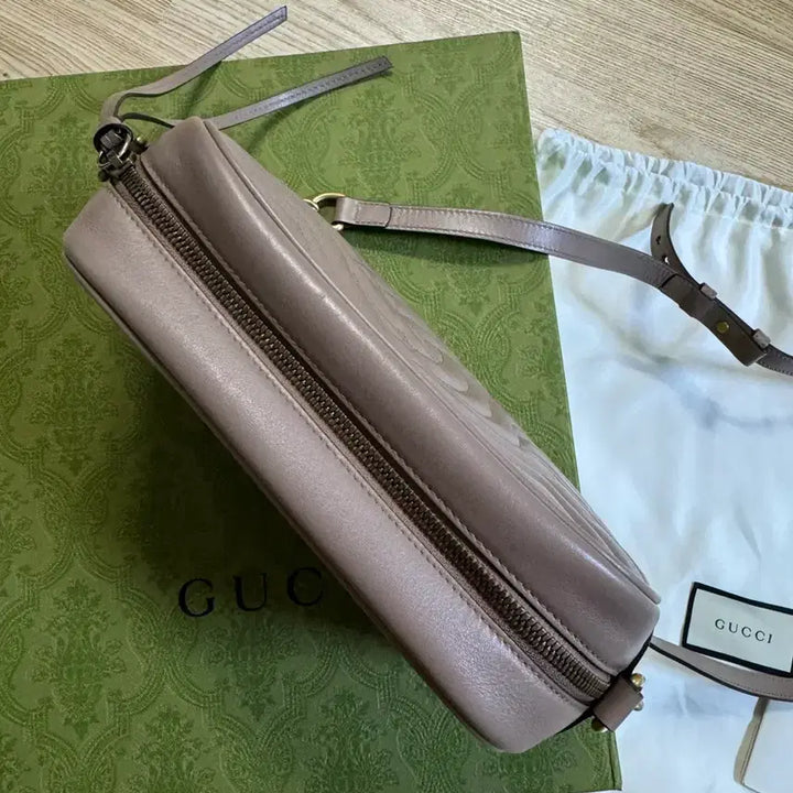 [BUNJANG] Gucci Marmont Matelasse Shoulder Bag / 정품 구찌 마몬트 마틀라세 숄더백