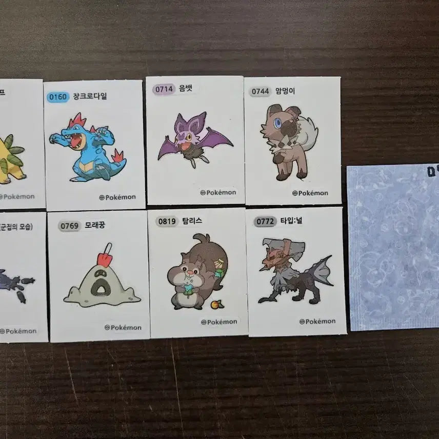 [BUNJANG] Samlip Pokemon Ttibuseal 9EA / 삼립 포켓몬 띠부실 9EA