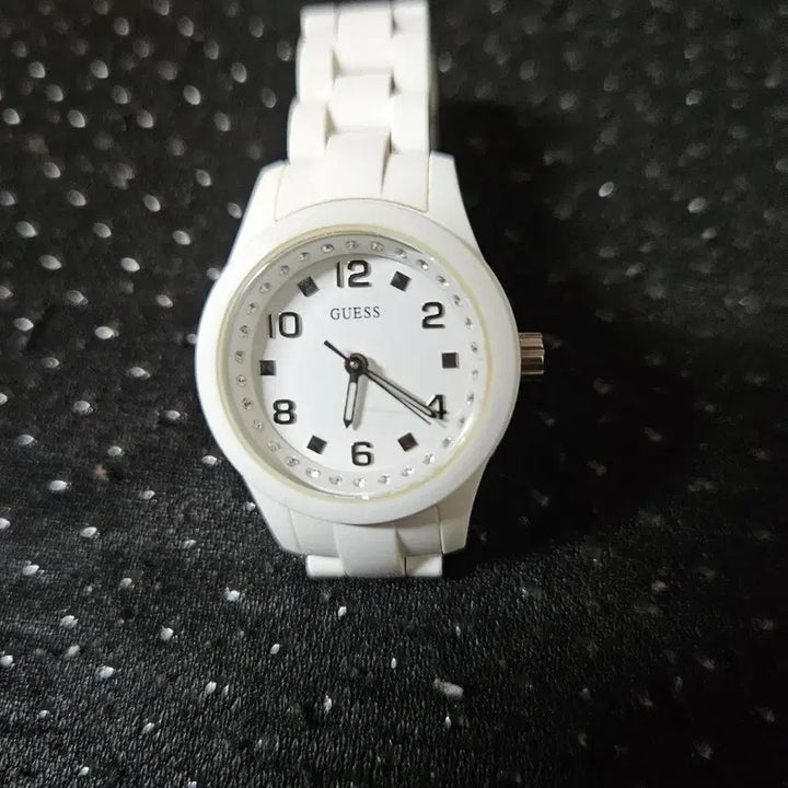 [BUNJANG] Guess Women's White Watch / 게스 여성 화이트 시계