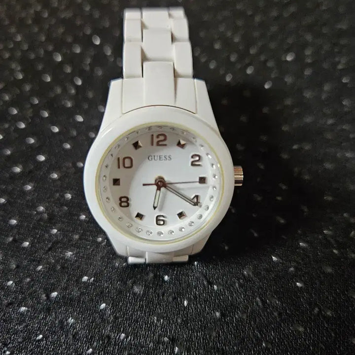[BUNJANG] Guess Women's White Watch / 게스 여성 화이트 시계