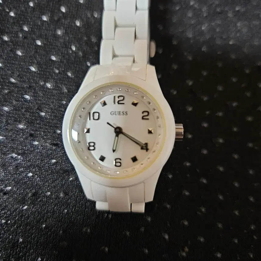 [BUNJANG] Guess Women's White Watch / 게스 여성 화이트 시계