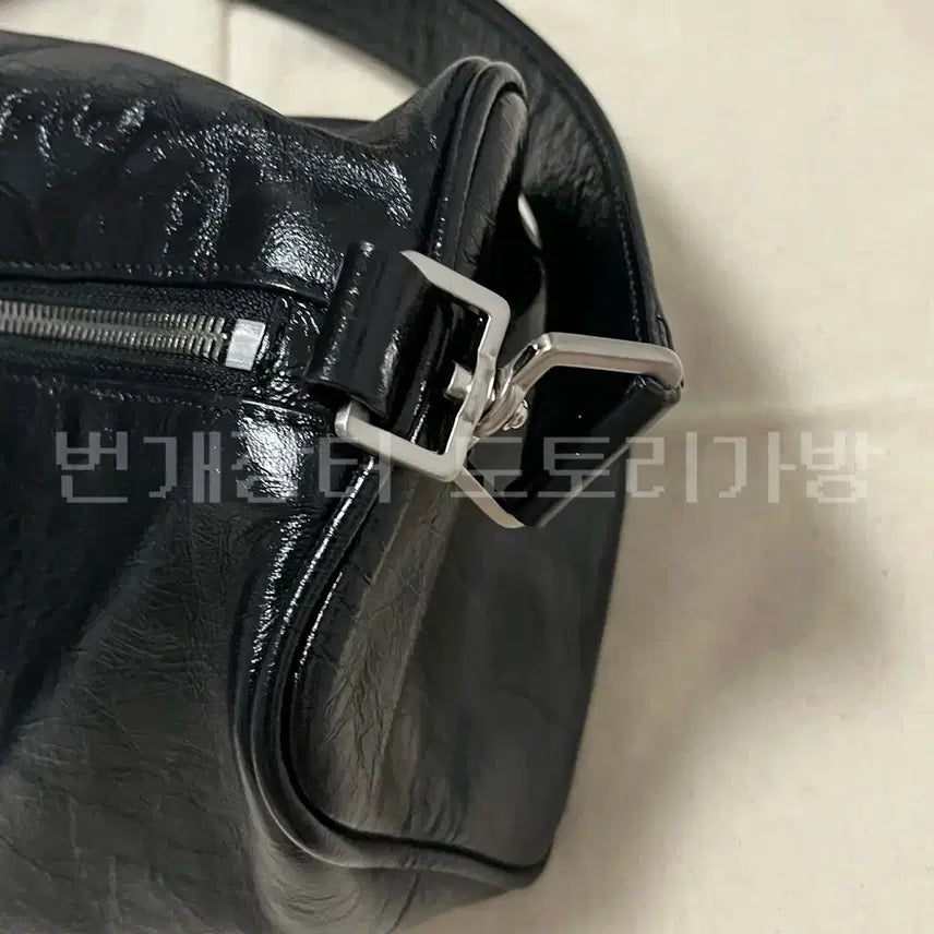 [BUNJANG] Minitmute Brett Bag Old Version / 미닛뮤트 브렛백 구버전 (실사O)