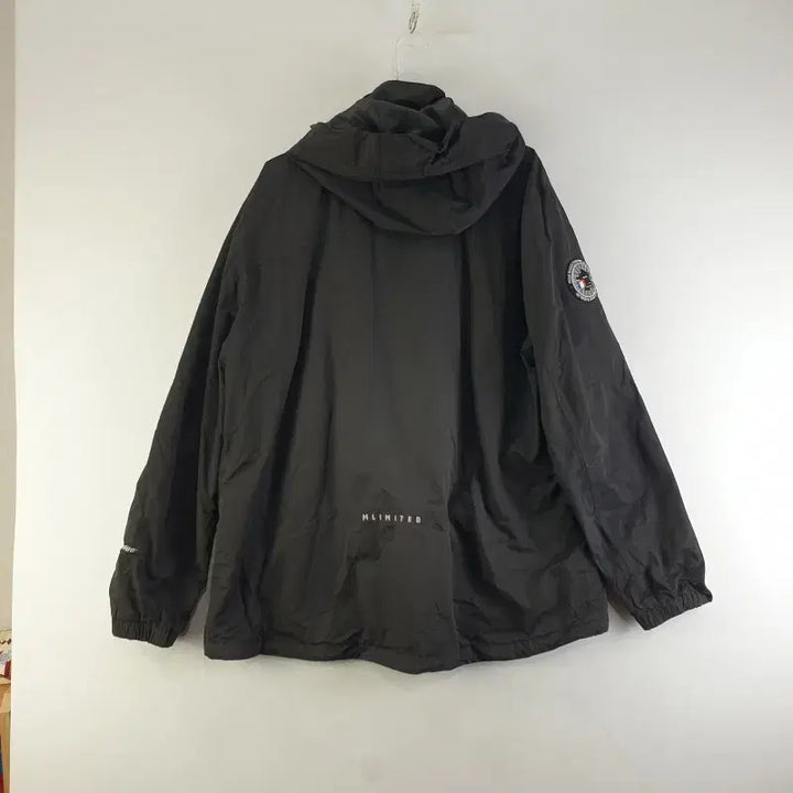 [BUNJANG] M-Limited Men's Outdoor Black Jacket / 엠리밋 남성110 아웃도어 블랙 자켓 M0835